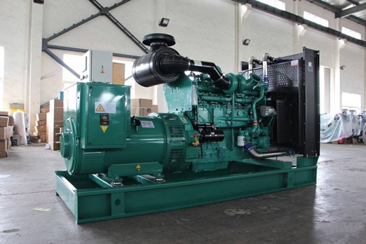 吉首320kw康明斯柴油发电车出租组图片 吉首320kw康明斯柴油发电车出租组图片